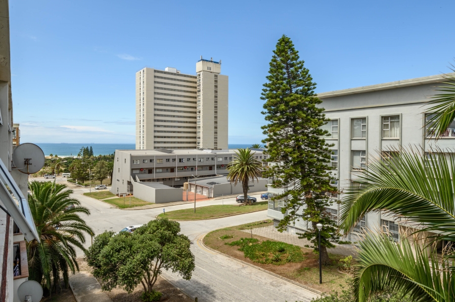 2 Bedroom Property for Sale in Humewood Eastern Cape